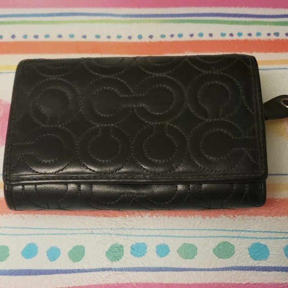 Coach Handbags - Coach wallet